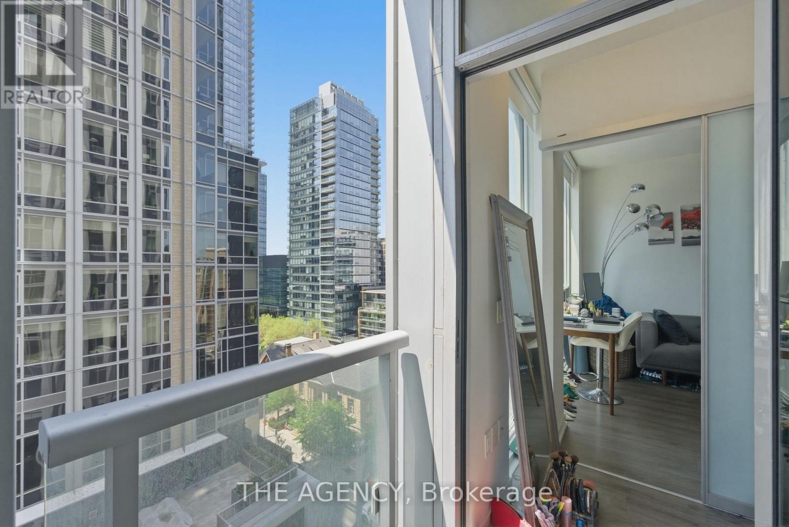 804 - 1 Yorkville Avenue, Toronto, Ontario  M4W 1L1 - Photo 10 - C13227334