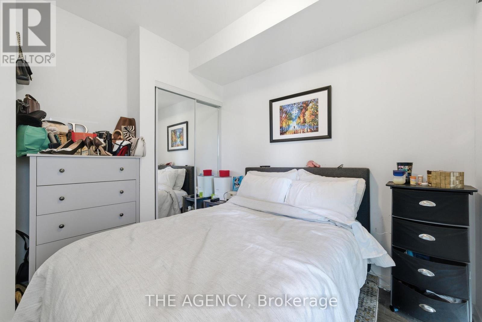 804 - 1 Yorkville Avenue, Toronto, Ontario  M4W 1L1 - Photo 11 - C13227334