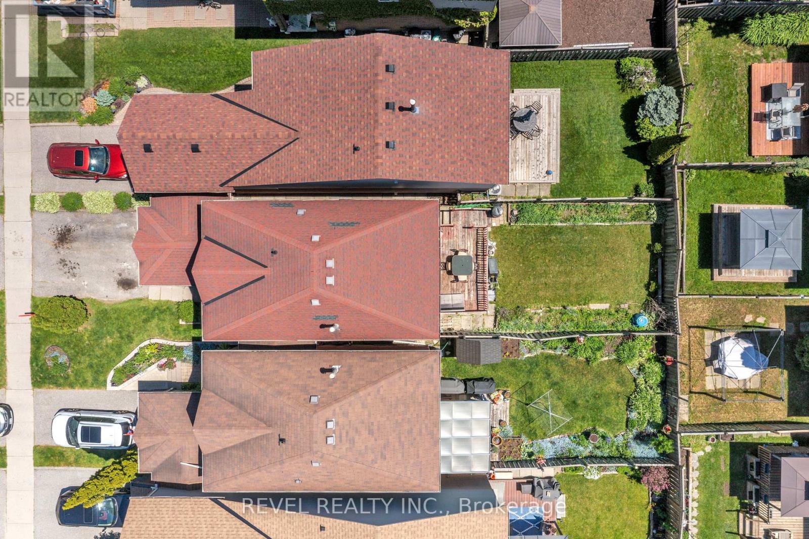 11 Carr Drive, Ajax, Ontario  L1T 3E1 - Photo 3 - E13227350