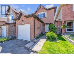11 CARR DRIVE, Ajax, Ontario