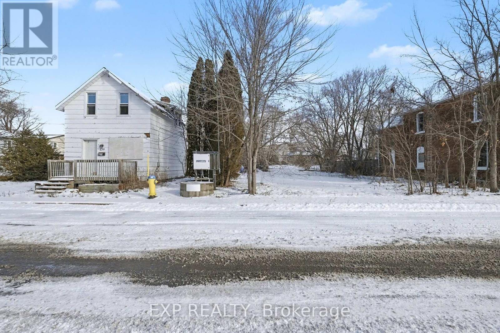 139 Charles Street, Carleton Place, Ontario  K7C 2Y4 - Photo 5 - X12993618