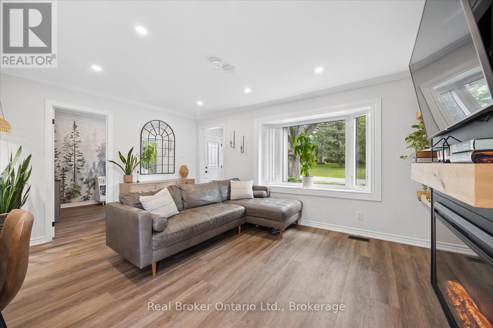 212 Mill Street N, Clarington, Ontario  L1B 1J3 - Photo 12 - E13227750