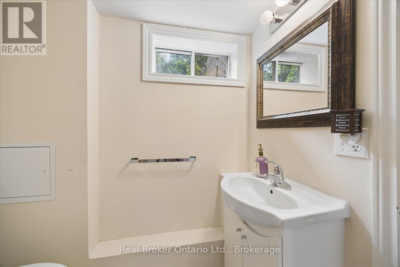 212 Mill Street N, Clarington, Ontario  L1B 1J3 - Photo 33 - E13227750