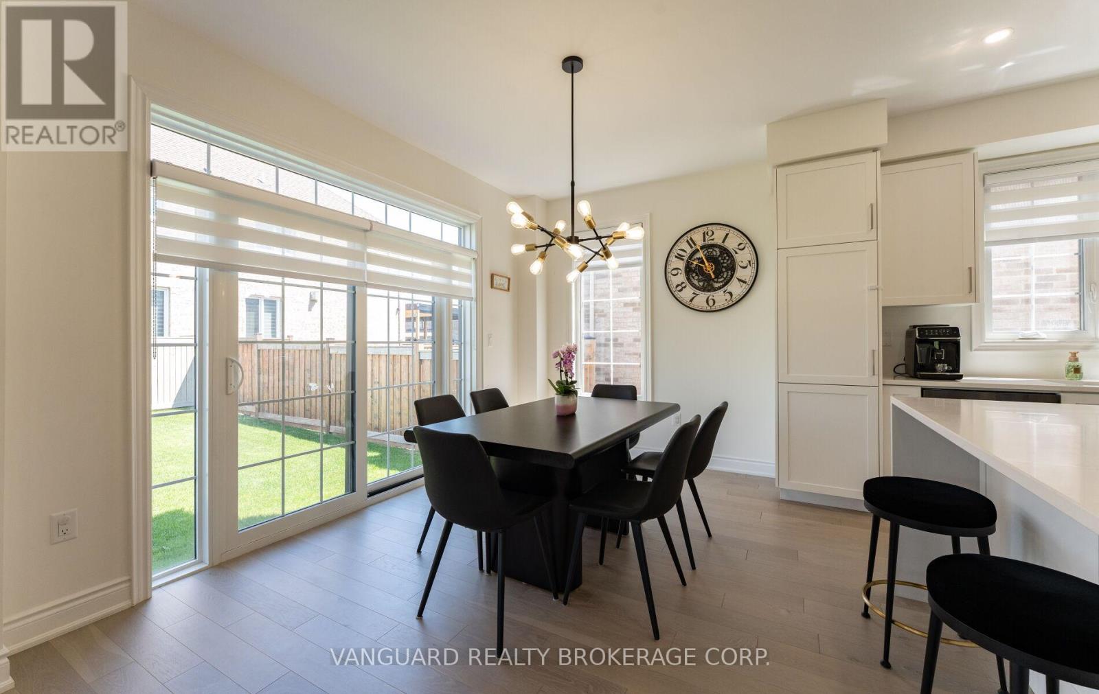 158 Scarlet Way, Bradford West Gwillimbury, Ontario  L3Z 4J2 - Photo 20 - N13227320