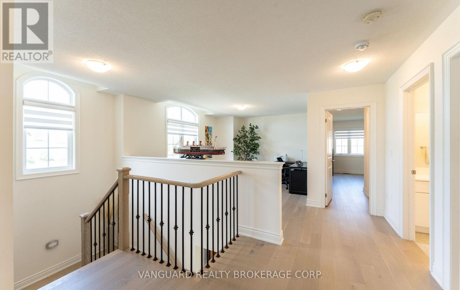 158 Scarlet Way, Bradford West Gwillimbury, Ontario  L3Z 4J2 - Photo 28 - N13227320