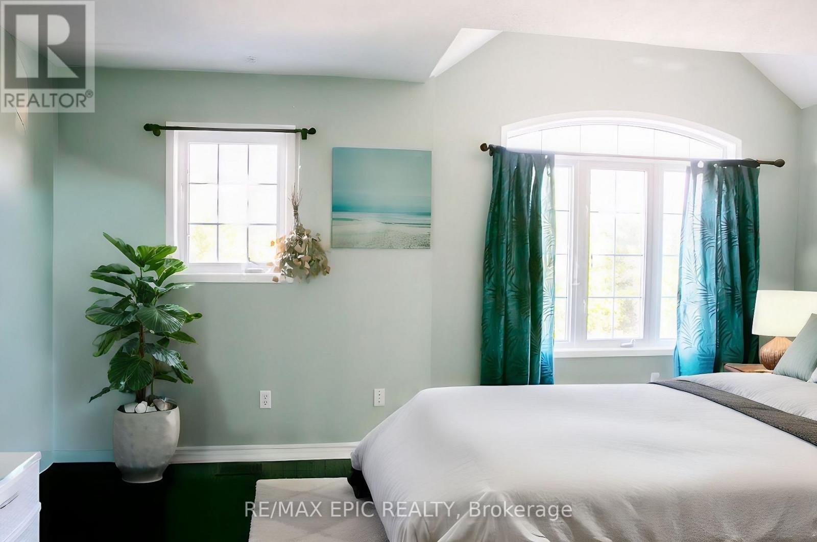 45 Golden Meadow Drive, Markham, Ontario  L6E 1E4 - Photo 9 - N13227396