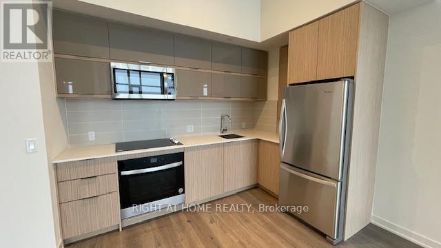 2402 - 10 Deerlick Court, Toronto, Ontario  M3A 0A7 - Photo 3 - C13223142