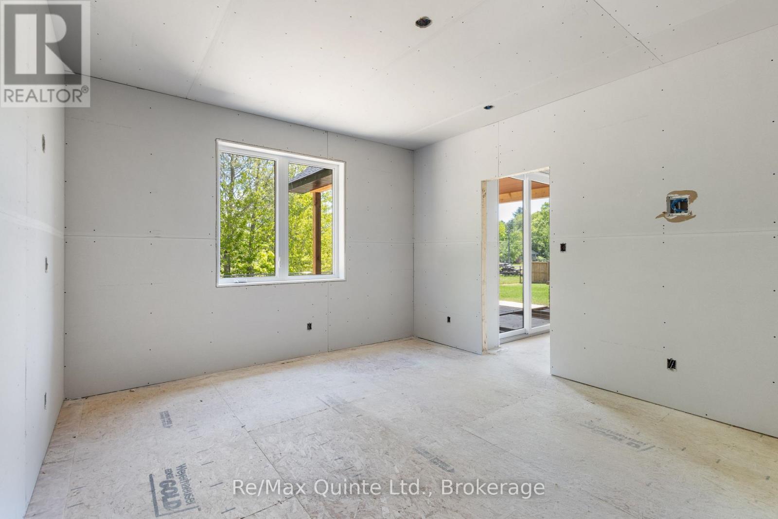 12 Deerview Drive, Quinte West, Ontario  K8V 0L8 - Photo 24 - X13227740