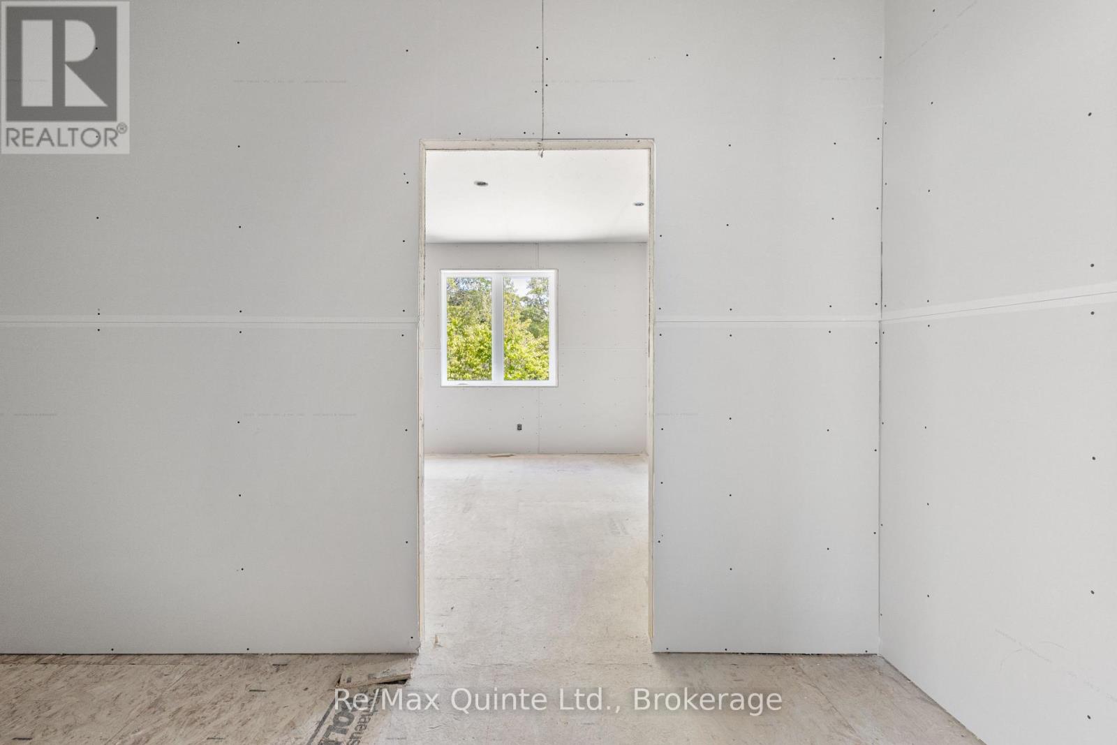 12 Deerview Drive, Quinte West, Ontario  K8V 0L8 - Photo 26 - X13227740