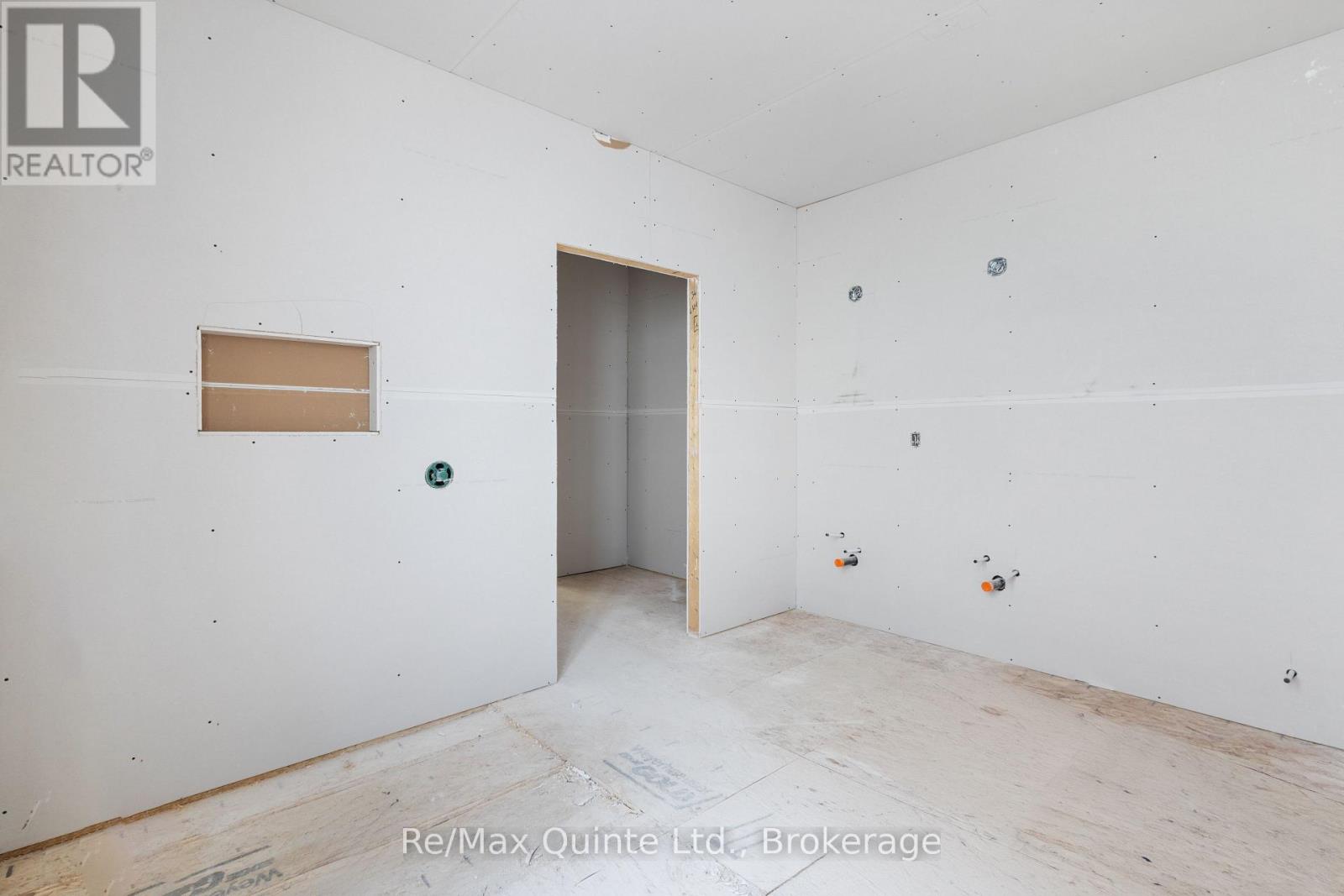 12 Deerview Drive, Quinte West, Ontario  K8V 0L8 - Photo 27 - X13227740