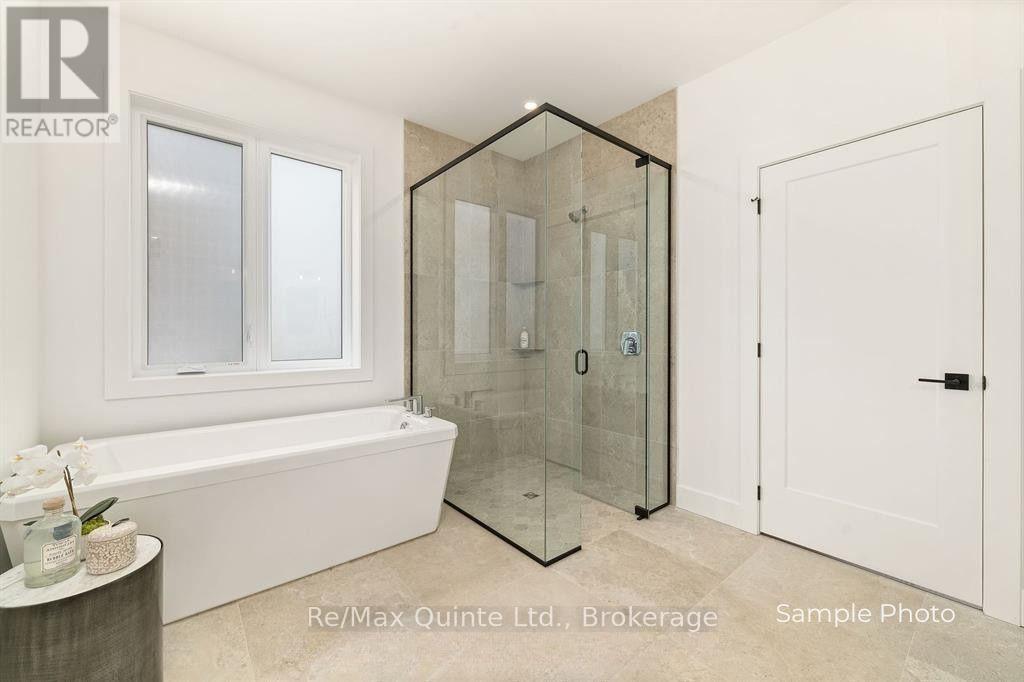 12 Deerview Drive, Quinte West, Ontario  K8V 0L8 - Photo 32 - X13227740