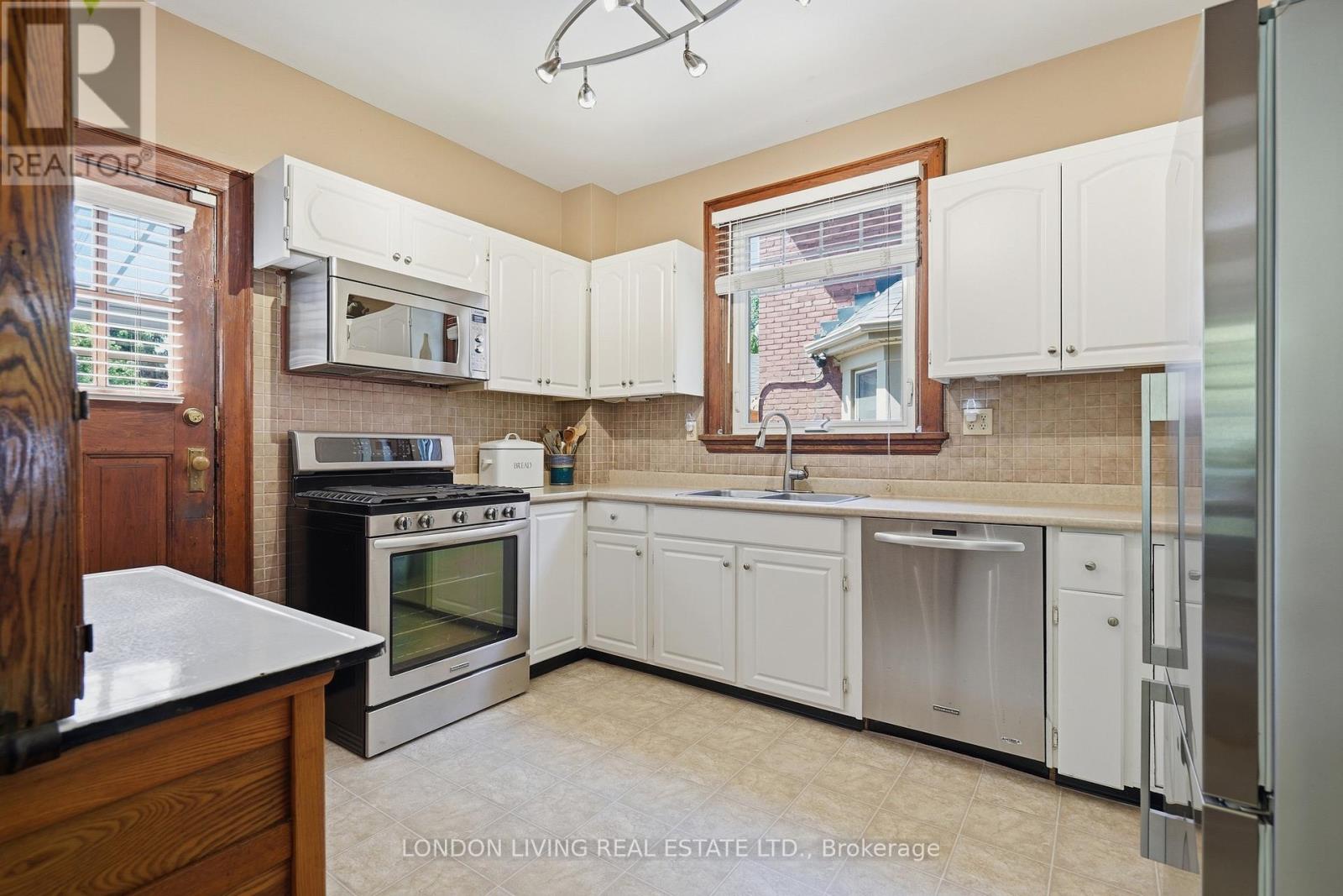 19 Belgrave Avenue, London South, Ontario  N6C 4B3 - Photo 17 - X13227624