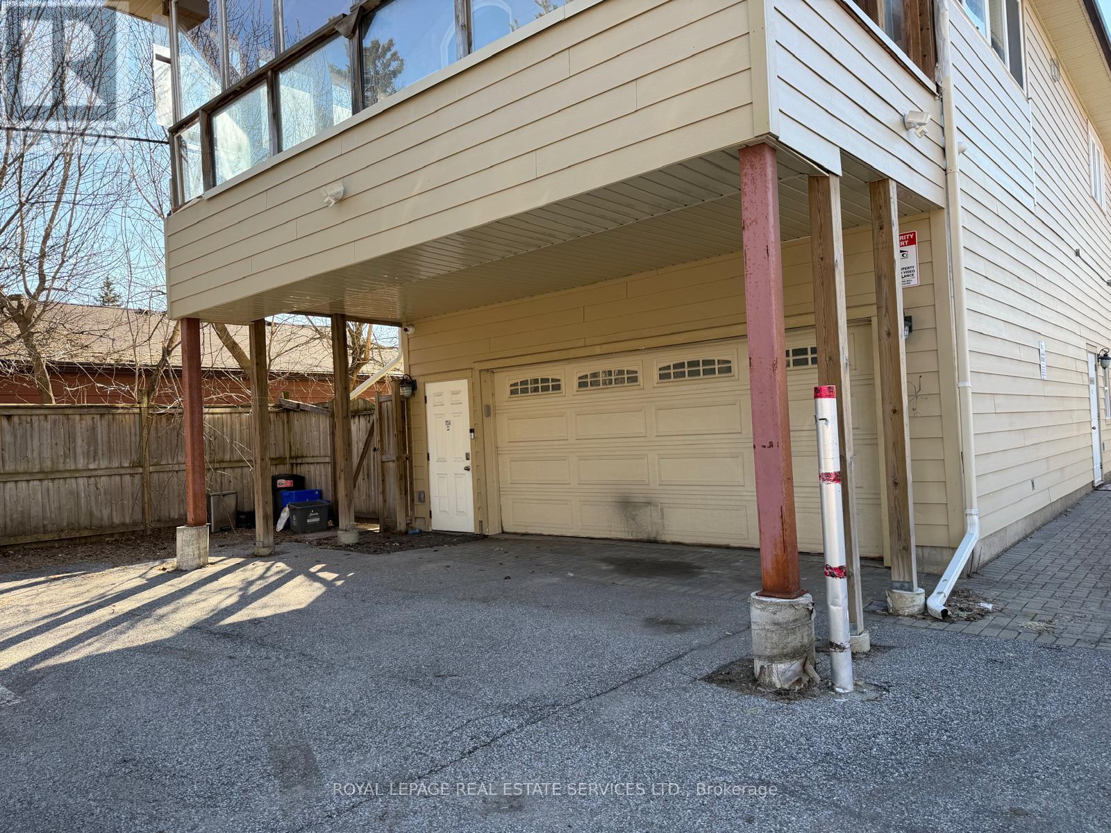 Upper Level - 100 Essa Road, Barrie, Ontario  L4N 3K7 - Photo 2 - S13227406