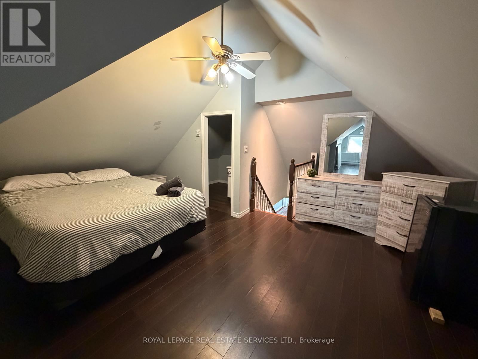 Upper Level - 100 Essa Road, Barrie, Ontario  L4N 3K7 - Photo 23 - S13227406