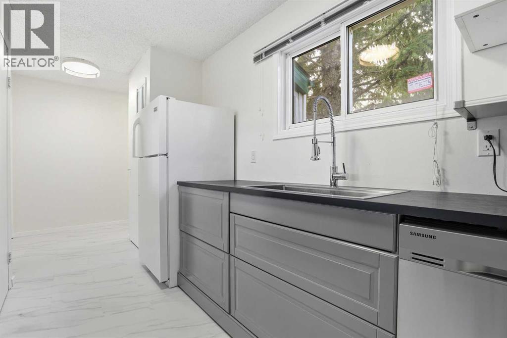 13, 131 Templehill Drive NE, Calgary, Alberta  T1Y 4T1 - Photo 9 - A2316541