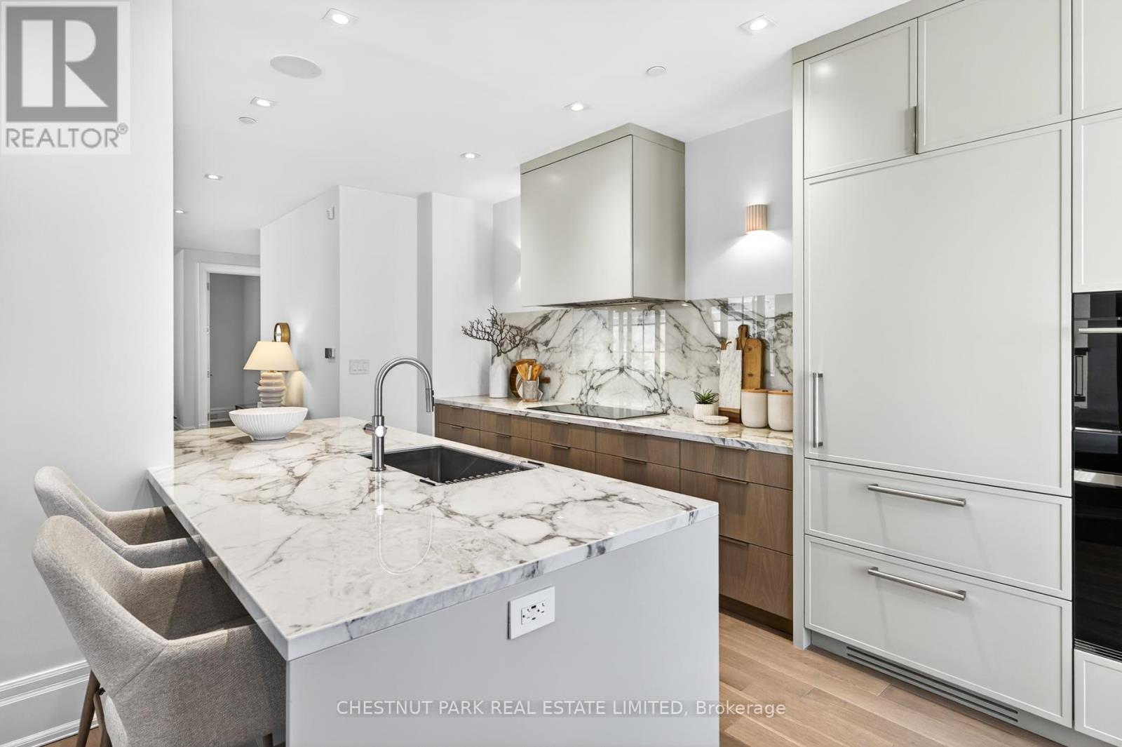 202 - 77 Clarendon Avenue, Toronto, Ontario  M4V 0B8 - Photo 13 - C12852126