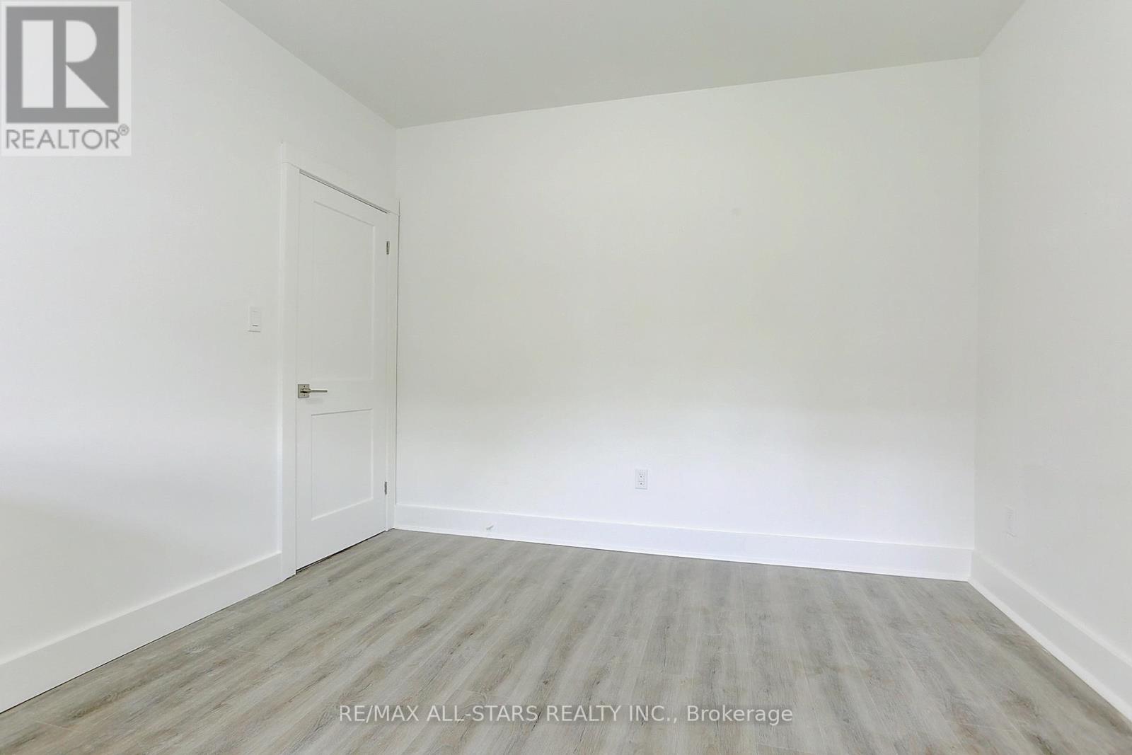 2 - 94 Thirty Ninth Street, Toronto, Ontario  M8W 3M7 - Photo 12 - W13227212