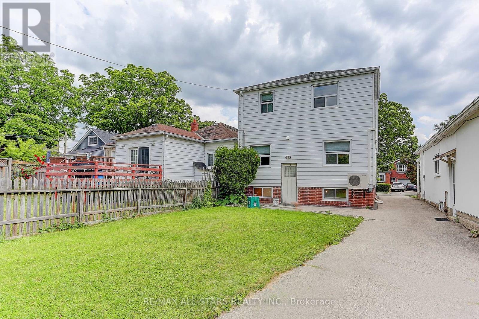 2 - 94 Thirty Ninth Street, Toronto, Ontario  M8W 3M7 - Photo 16 - W13227212