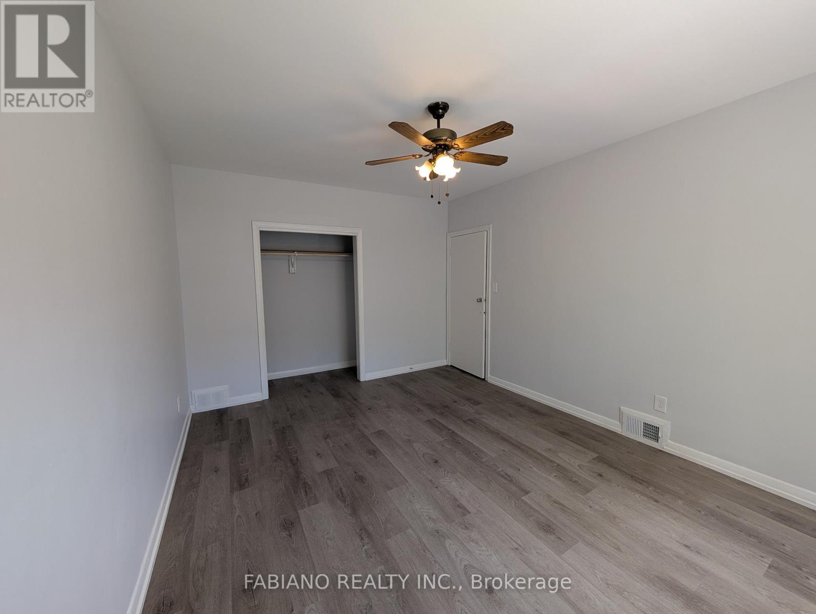 2 - 5 Hertford Avenue, Toronto, Ontario  M6M 1S1 - Photo 13 - W13227226