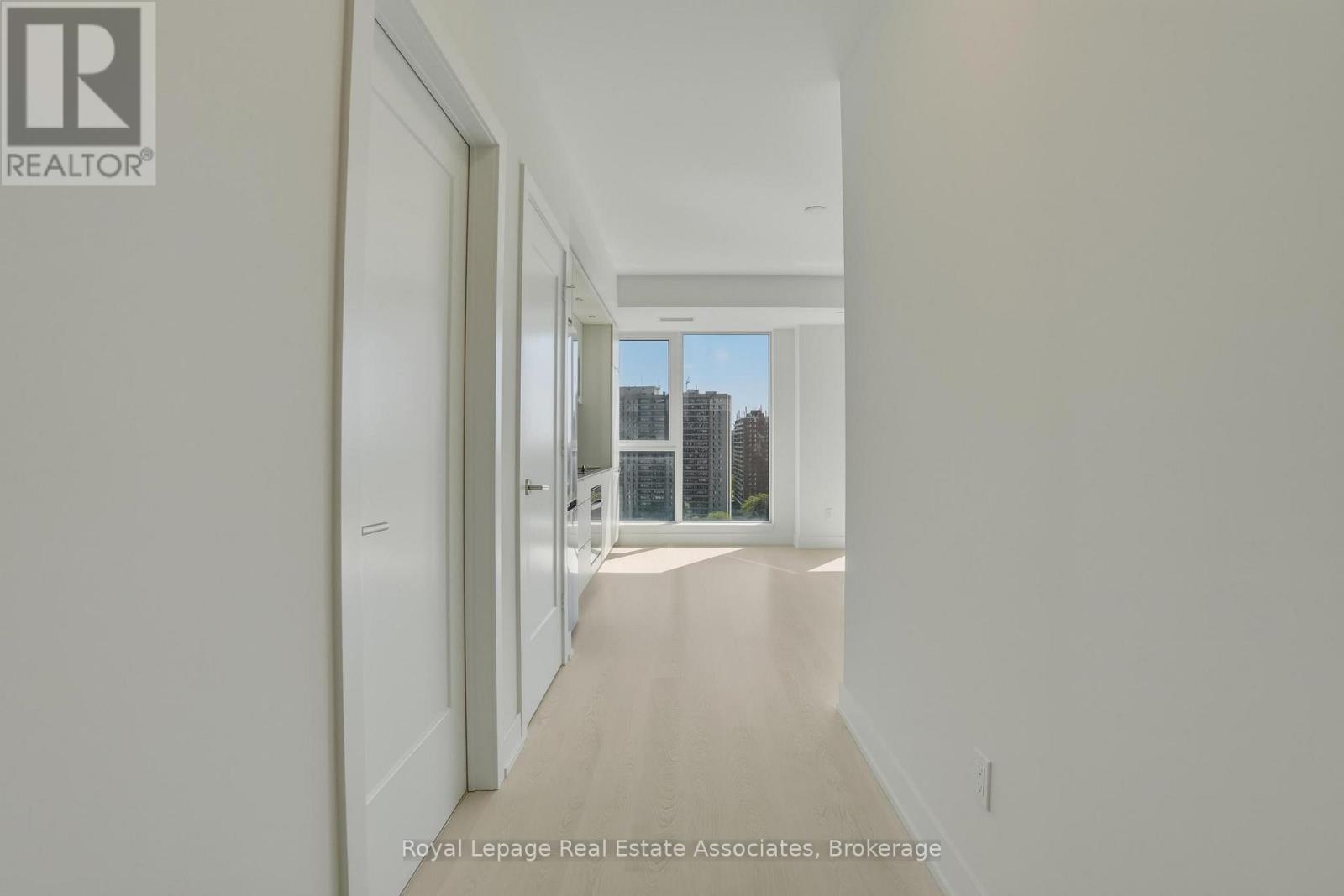1410 - 25 Cordova Avenue, Toronto, Ontario  M9A 0E5 - Photo 2 - W13227260