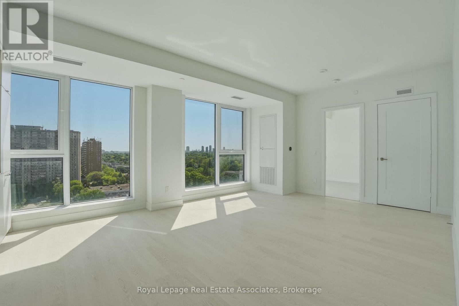 1410 - 25 Cordova Avenue, Toronto, Ontario  M9A 0E5 - Photo 3 - W13227260