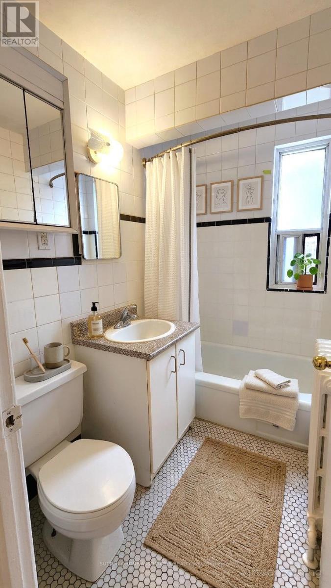 304 - 1 Greenbrook Drive, Toronto, Ontario  M6M 2J8 - Photo 19 - W13227312