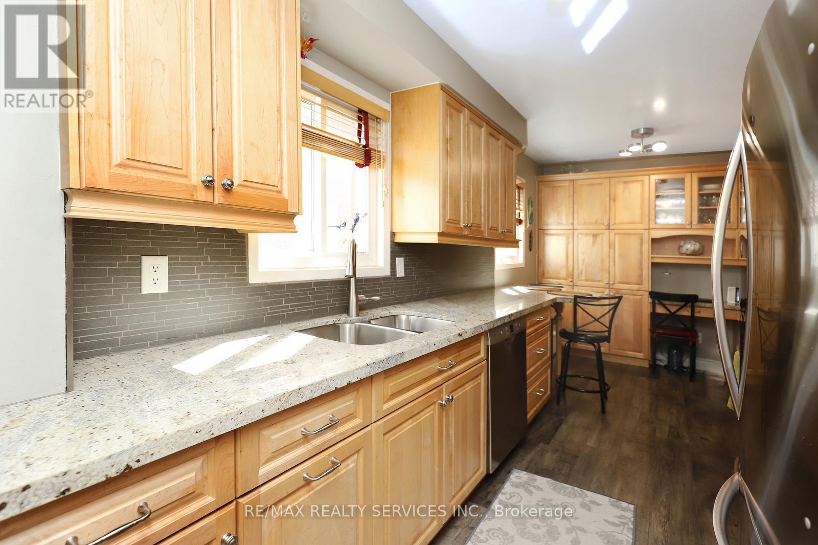 14 Kintyre Street, Brampton, Ontario  L6Z 2Y4 - Photo 15 - W13227346