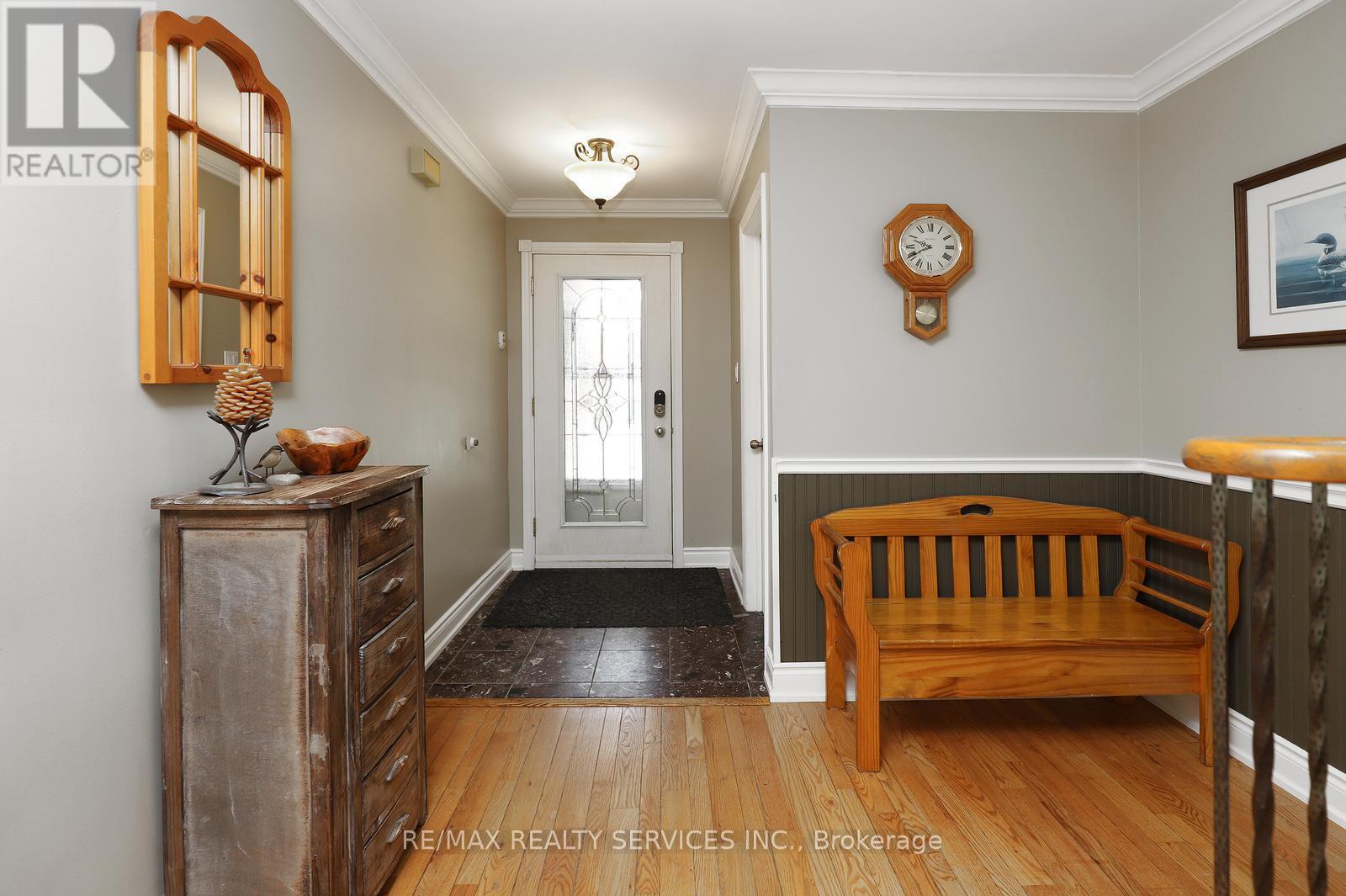 14 Kintyre Street, Brampton, Ontario  L6Z 2Y4 - Photo 4 - W13227346
