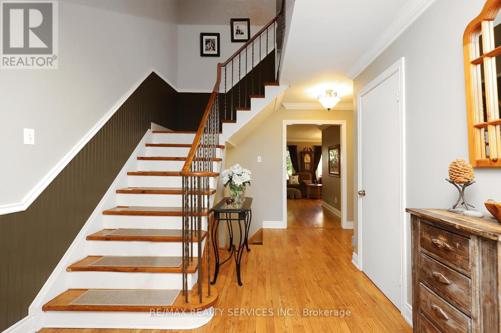 14 Kintyre Street, Brampton, Ontario  L6Z 2Y4 - Photo 5 - W13227346