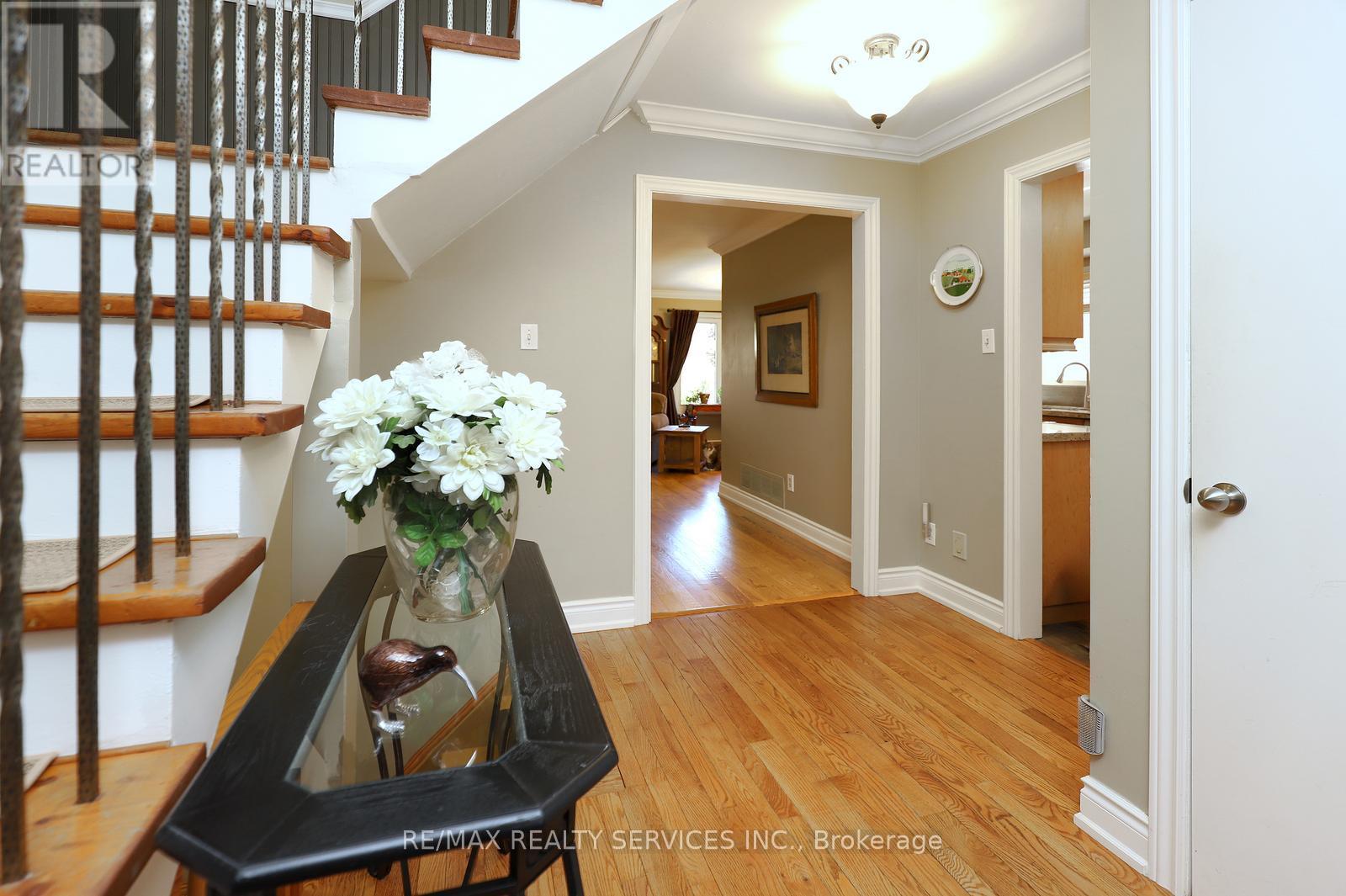 14 Kintyre Street, Brampton, Ontario  L6Z 2Y4 - Photo 6 - W13227346