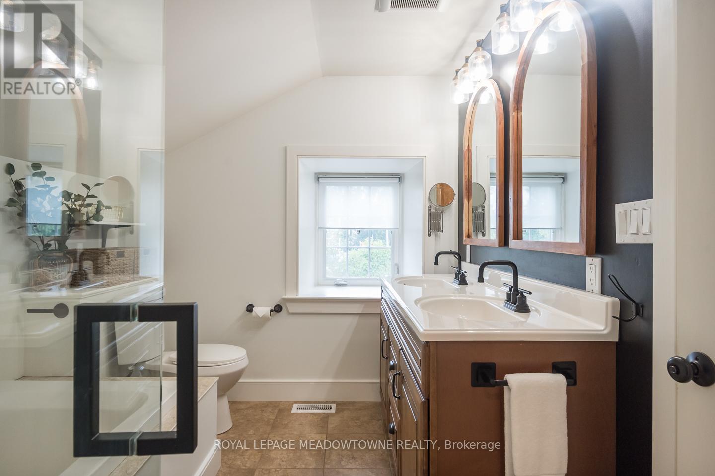 10761 Guelph Line, Milton, Ontario  L0P 1B0 - Photo 29 - W13227352