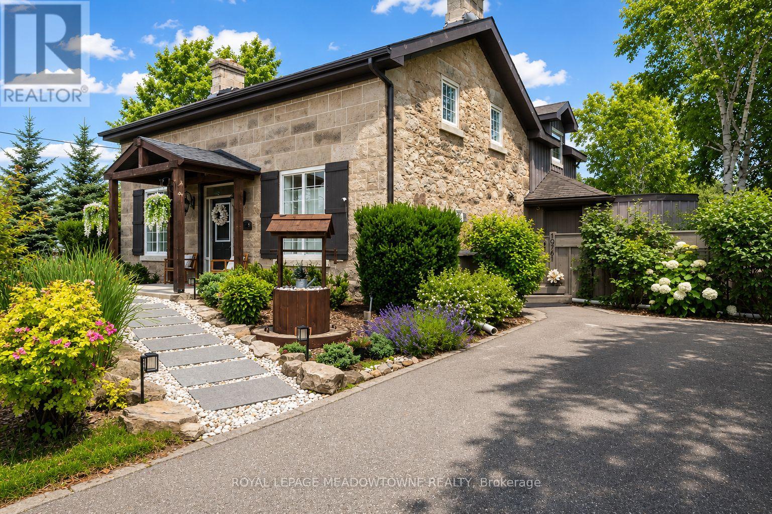 10761 Guelph Line, Milton, Ontario  L0P 1B0 - Photo 3 - W13227352