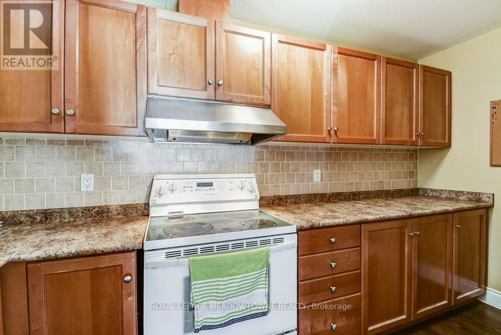 591 Lakeside Avenue, Mississauga, Ontario  L5G 1N7 - Photo 12 - W13227364