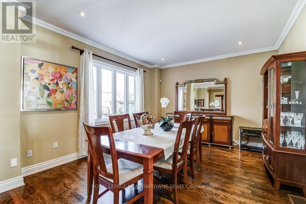 591 Lakeside Avenue, Mississauga, Ontario  L5G 1N7 - Photo 13 - W13227364