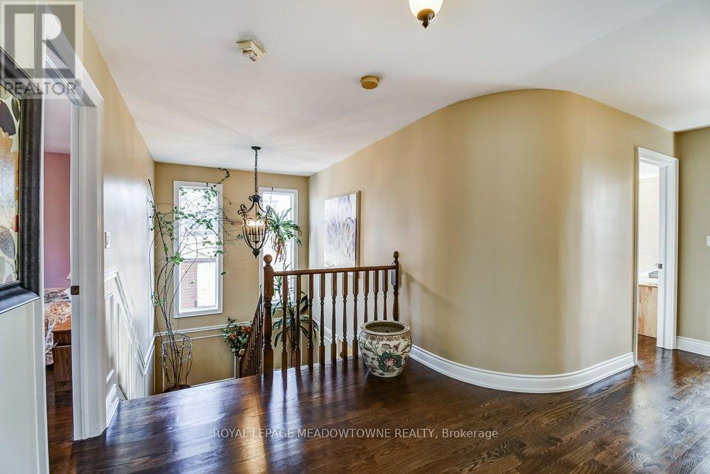 591 Lakeside Avenue, Mississauga, Ontario  L5G 1N7 - Photo 17 - W13227364