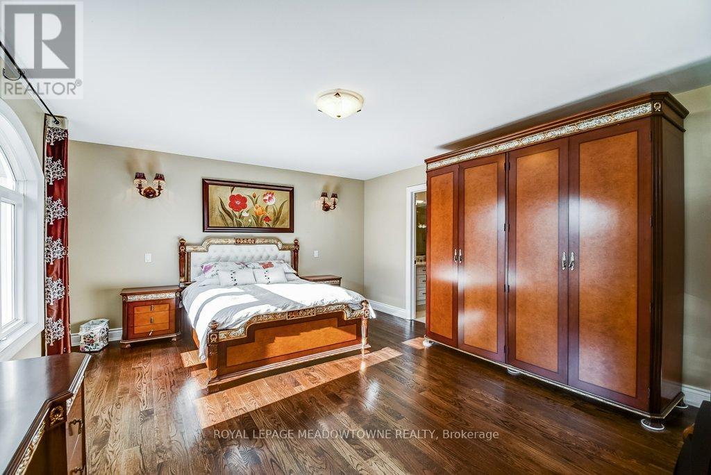 591 Lakeside Avenue, Mississauga, Ontario  L5G 1N7 - Photo 19 - W13227364