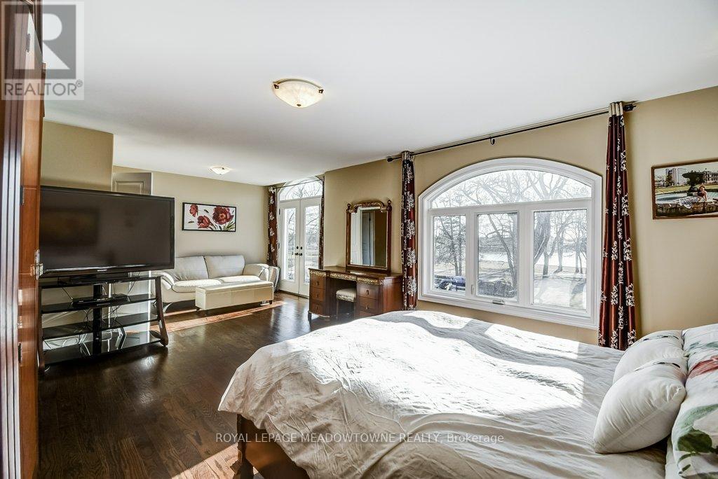 591 Lakeside Avenue, Mississauga, Ontario  L5G 1N7 - Photo 20 - W13227364