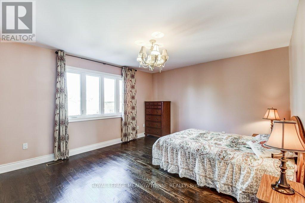 591 Lakeside Avenue, Mississauga, Ontario  L5G 1N7 - Photo 26 - W13227364