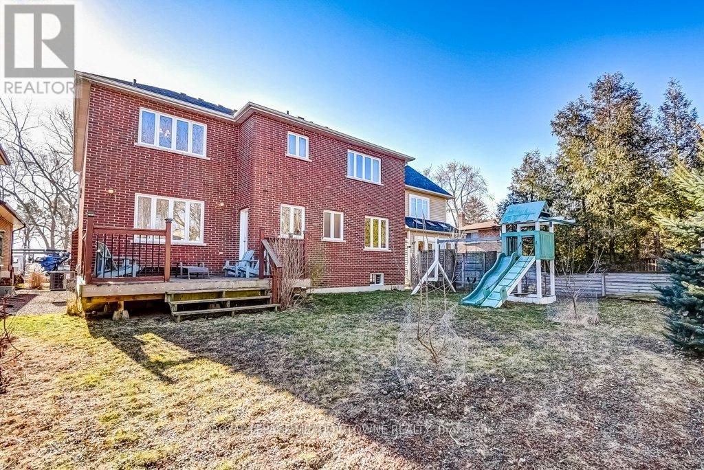 591 Lakeside Avenue, Mississauga, Ontario  L5G 1N7 - Photo 30 - W13227364