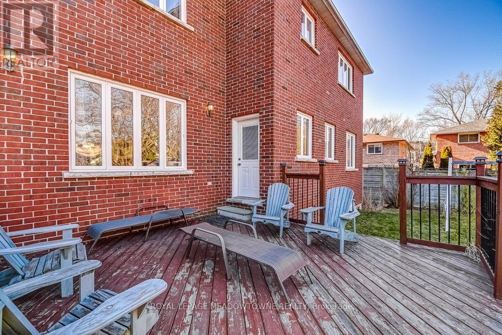 591 Lakeside Avenue, Mississauga, Ontario  L5G 1N7 - Photo 31 - W13227364