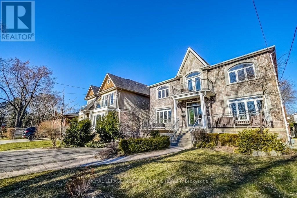 591 Lakeside Avenue, Mississauga, Ontario  L5G 1N7 - Photo 33 - W13227364