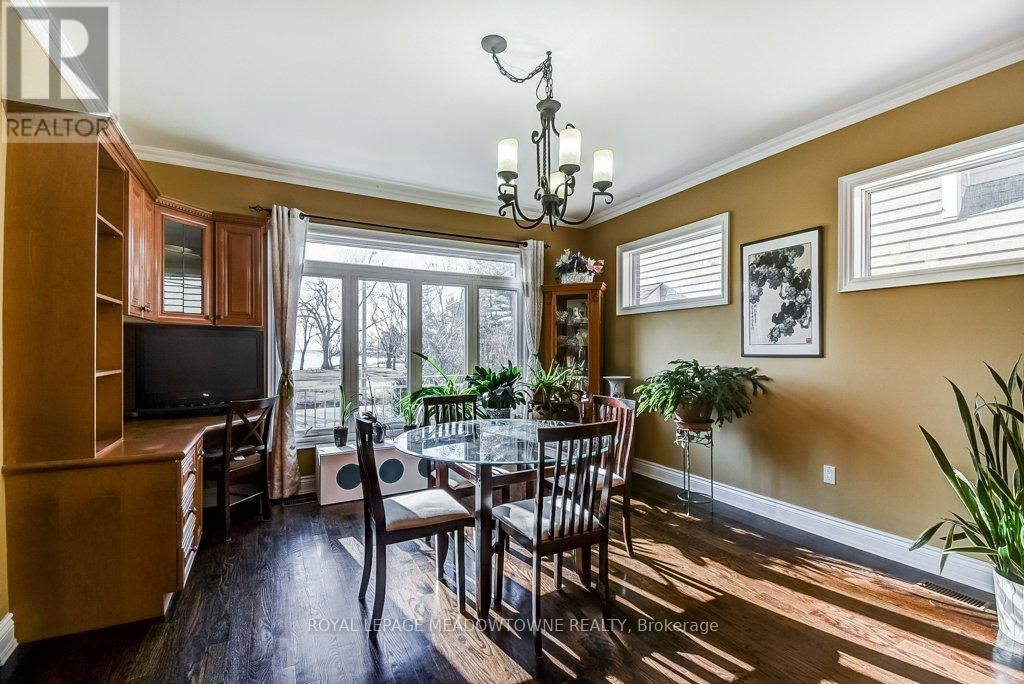 591 Lakeside Avenue, Mississauga, Ontario  L5G 1N7 - Photo 7 - W13227364