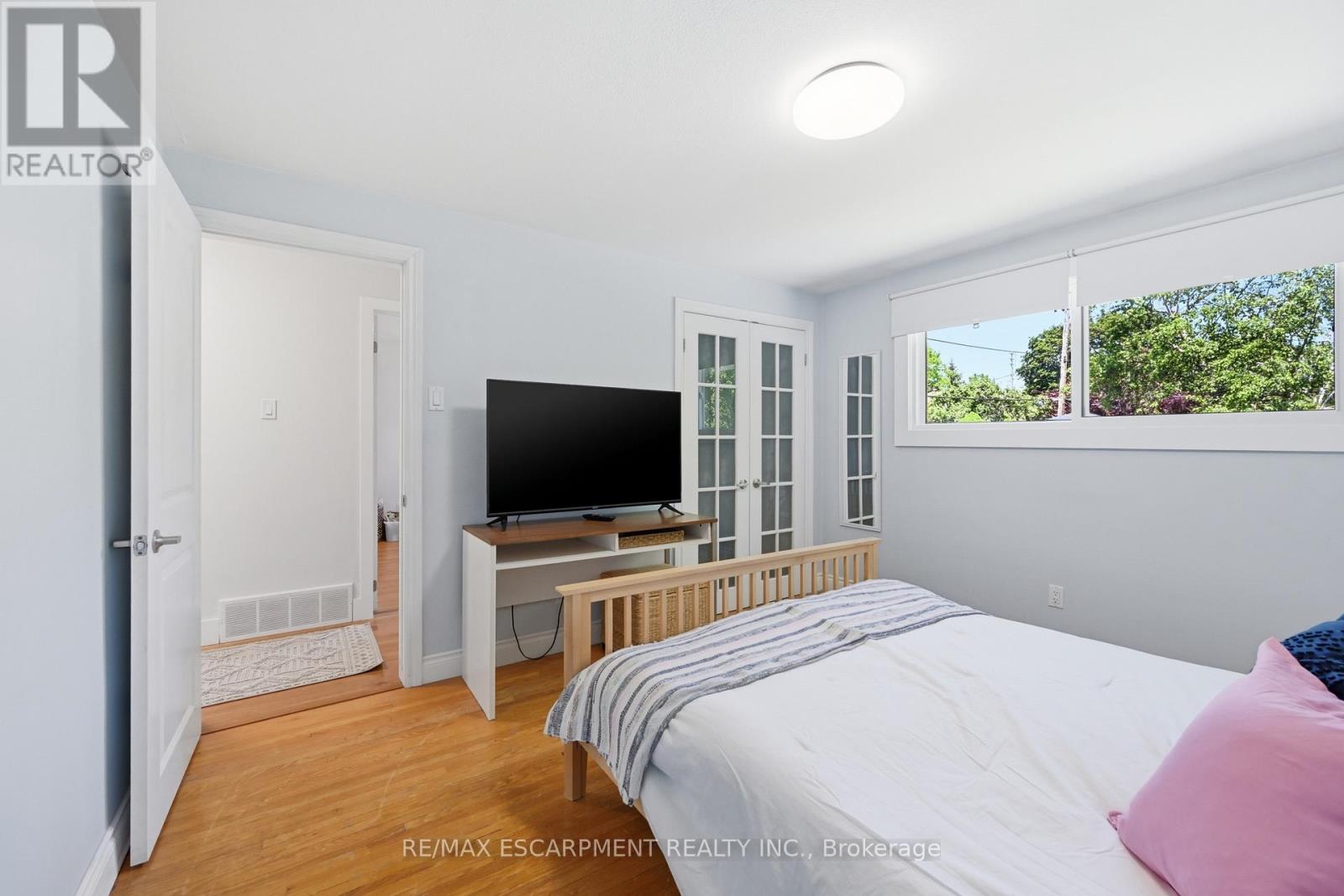 563 Elwood Road, Burlington, Ontario  L7N 3C6 - Photo 25 - W13227370