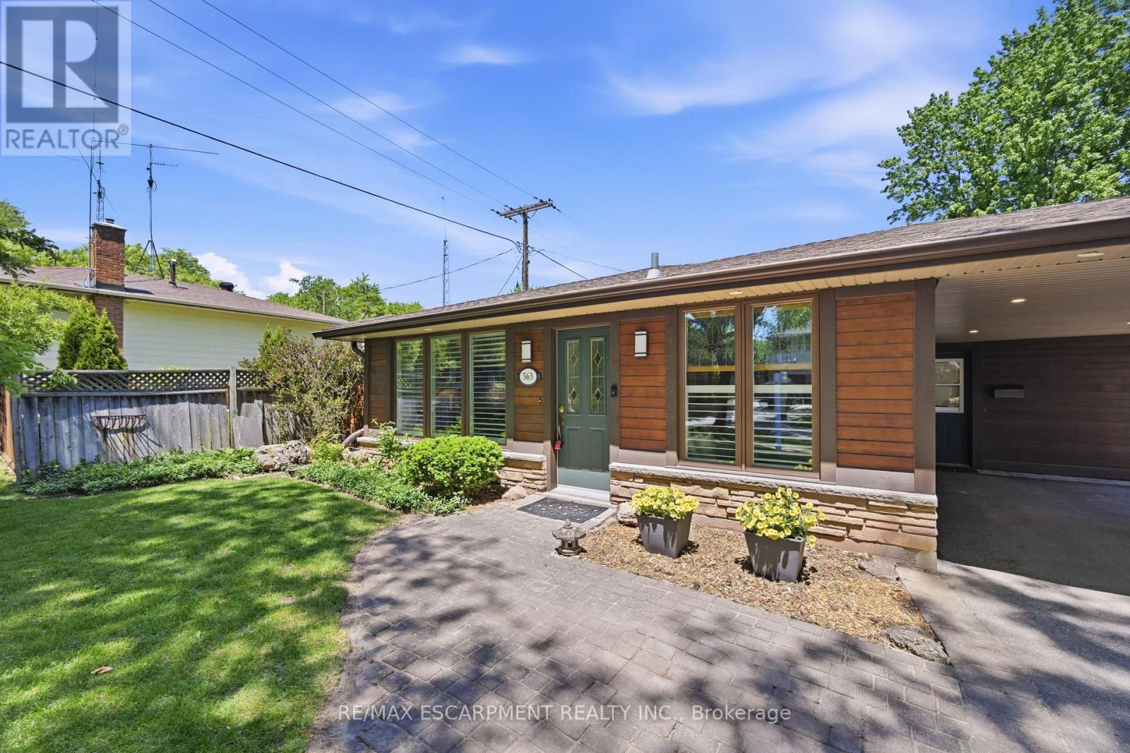 563 Elwood Road, Burlington, Ontario  L7N 3C6 - Photo 5 - W13227370