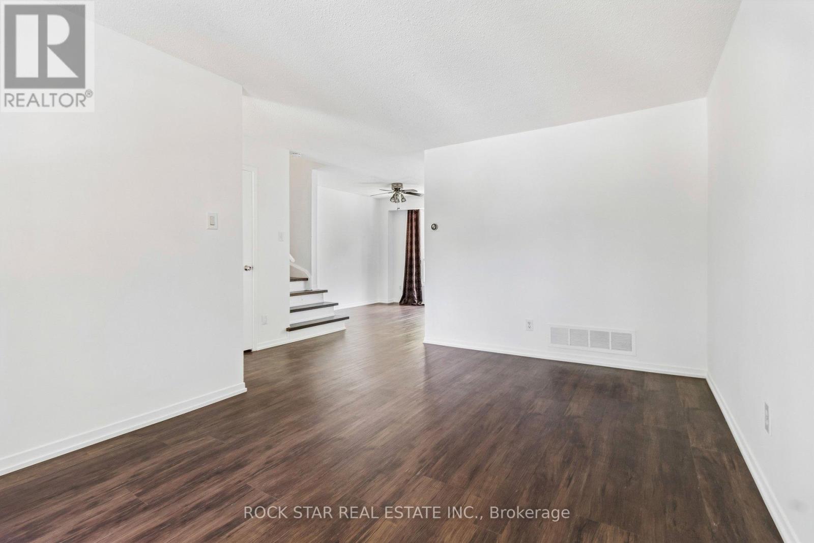 32 Lansing Square, Brampton, Ontario  L6Z 1E6 - Photo 11 - W13227420