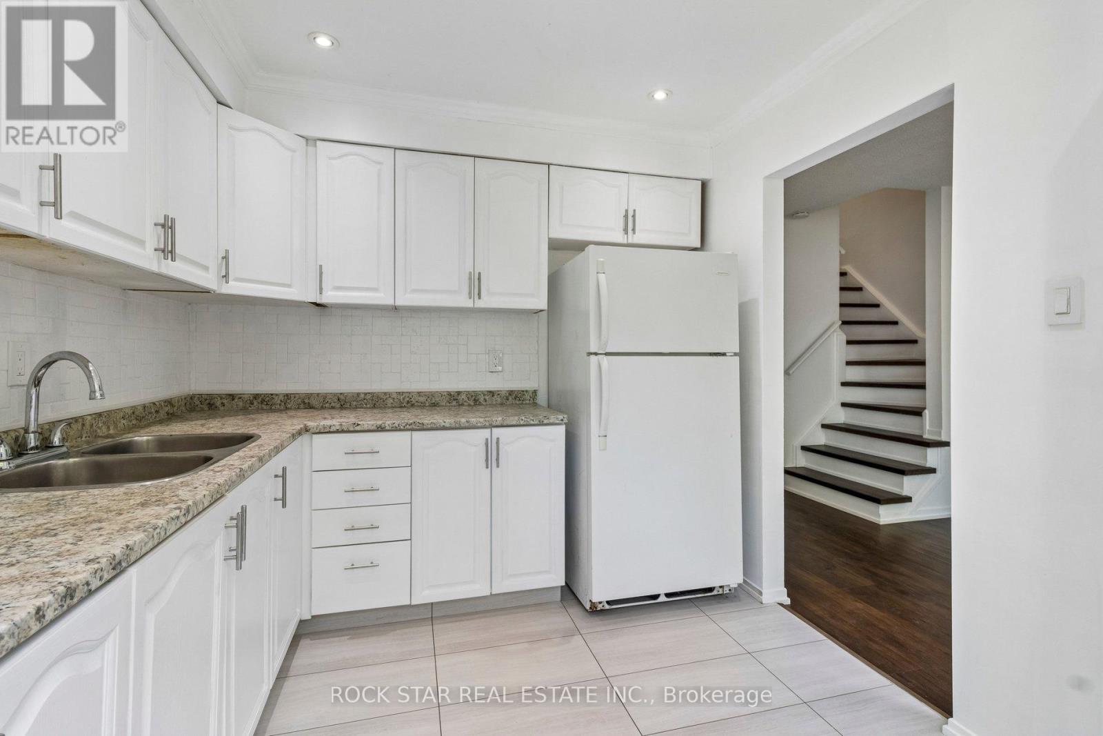 32 Lansing Square, Brampton, Ontario  L6Z 1E6 - Photo 19 - W13227420