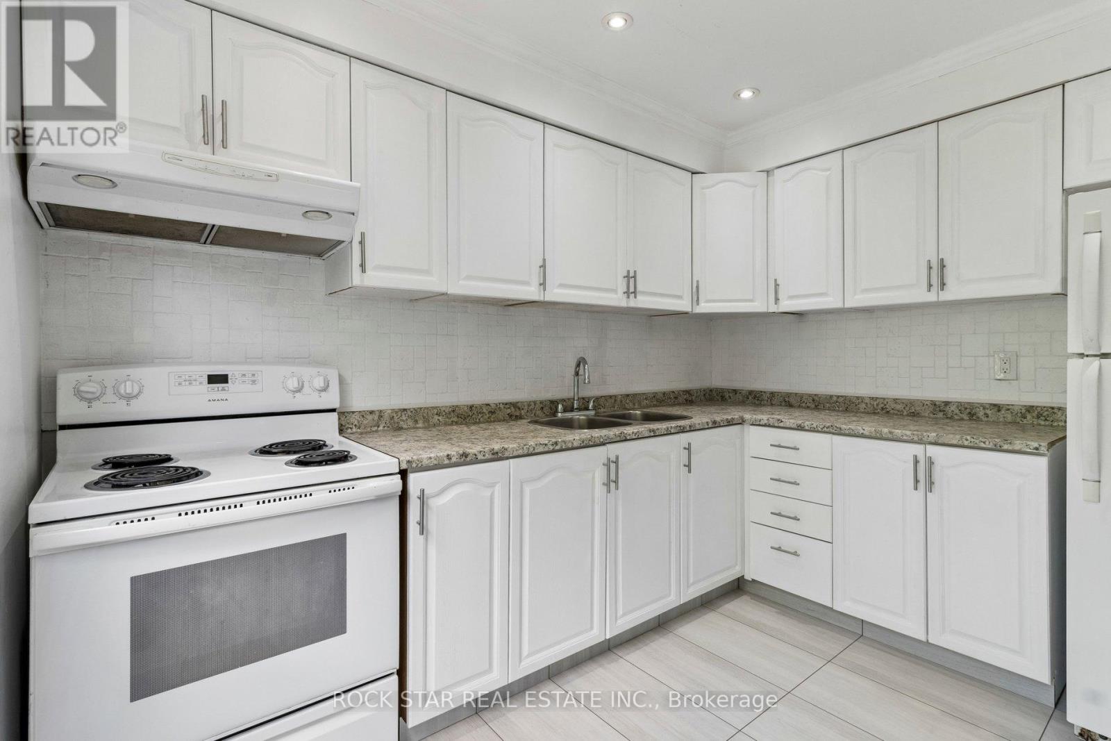 32 Lansing Square, Brampton, Ontario  L6Z 1E6 - Photo 20 - W13227420