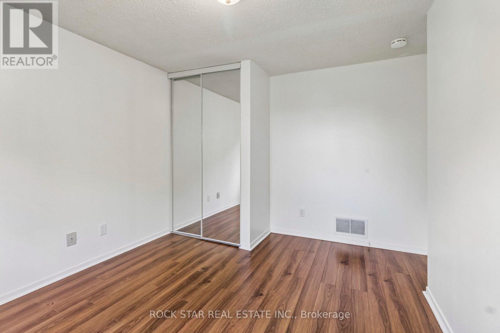 32 Lansing Square, Brampton, Ontario  L6Z 1E6 - Photo 26 - W13227420