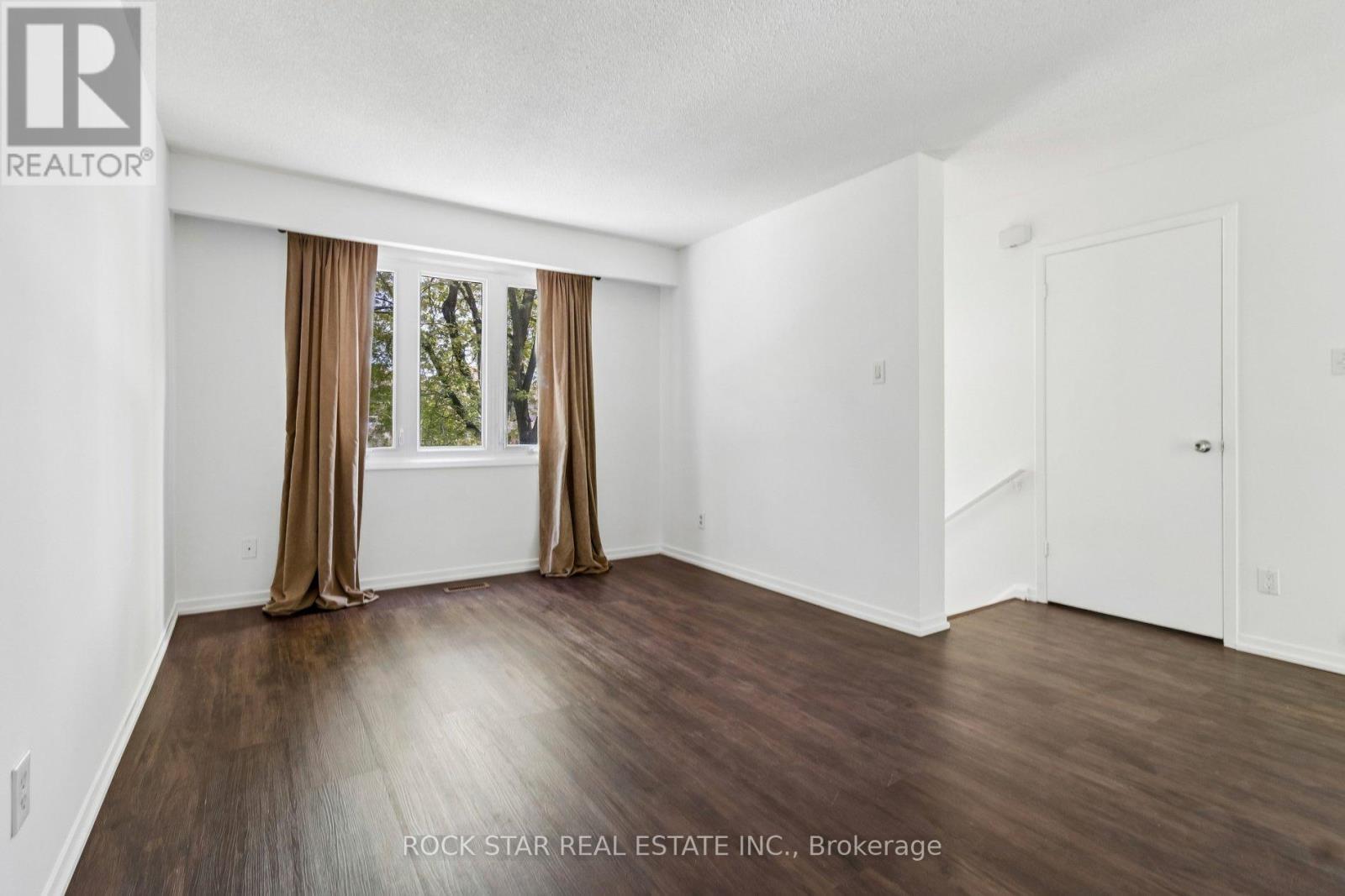 32 Lansing Square, Brampton, Ontario  L6Z 1E6 - Photo 9 - W13227420