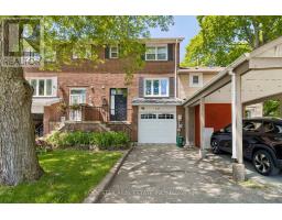 32 LANSING SQUARE, Brampton, Ontario